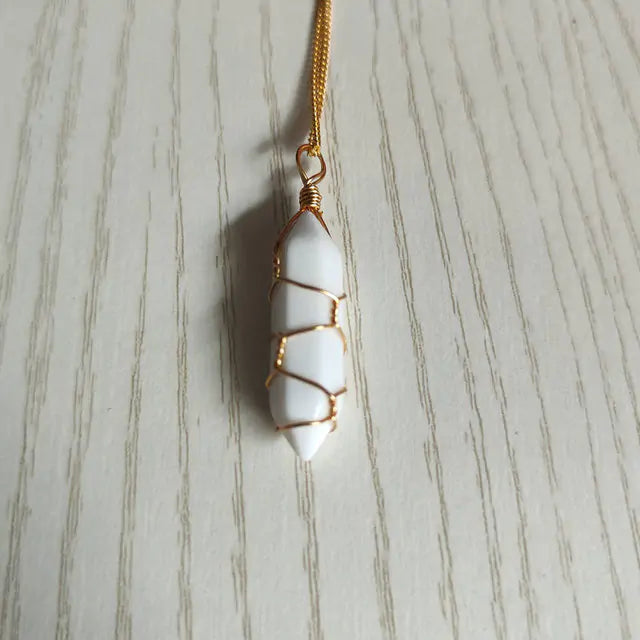 Collier pendentif en pierre naturelle